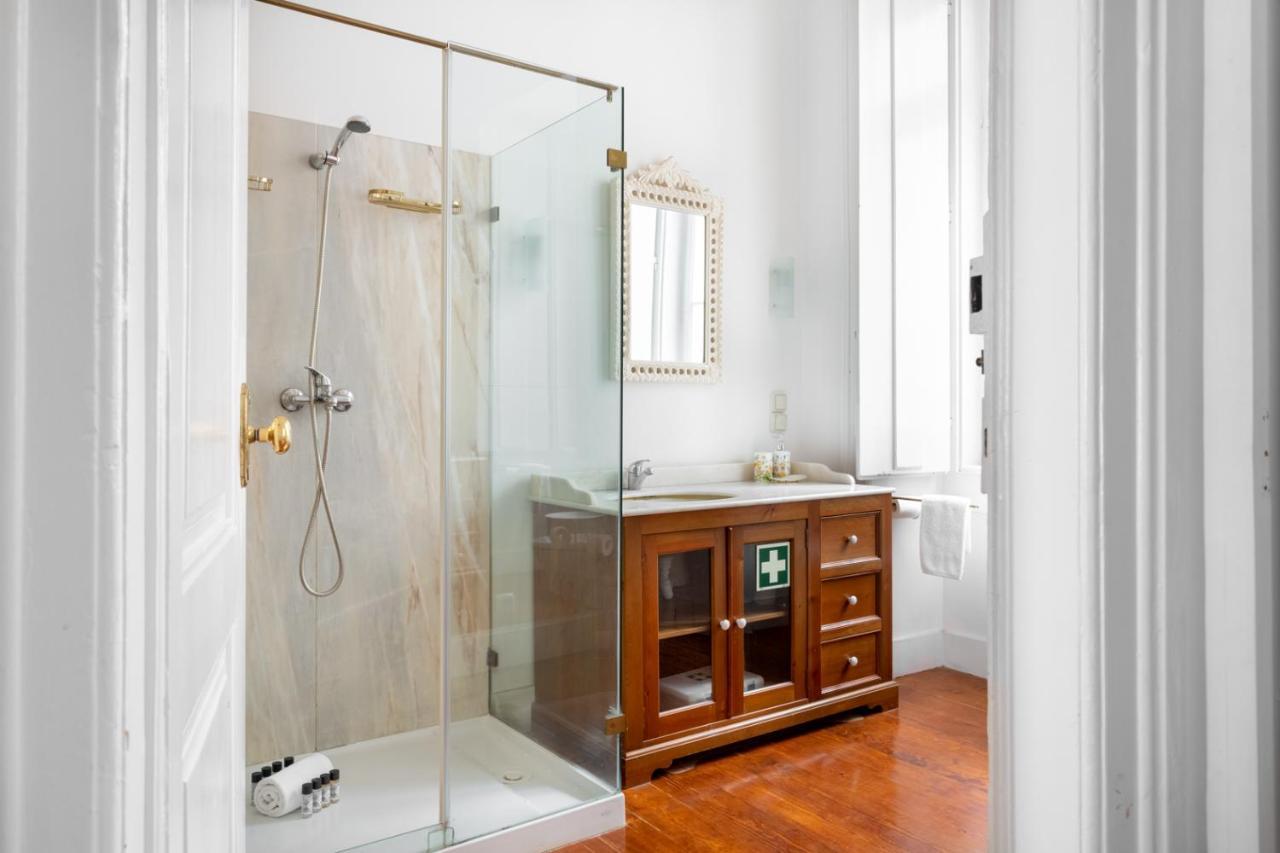 Altido Unique 1-br In Central Chiado Apartamento