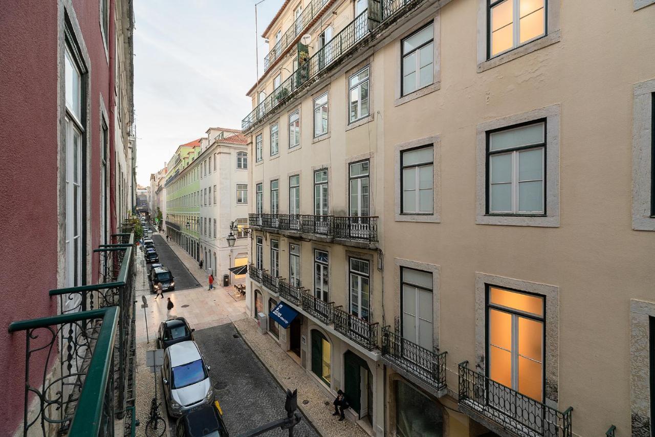Altido Unique 1-br In Central Chiado *